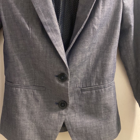 Blazer - Picture 3 of 4